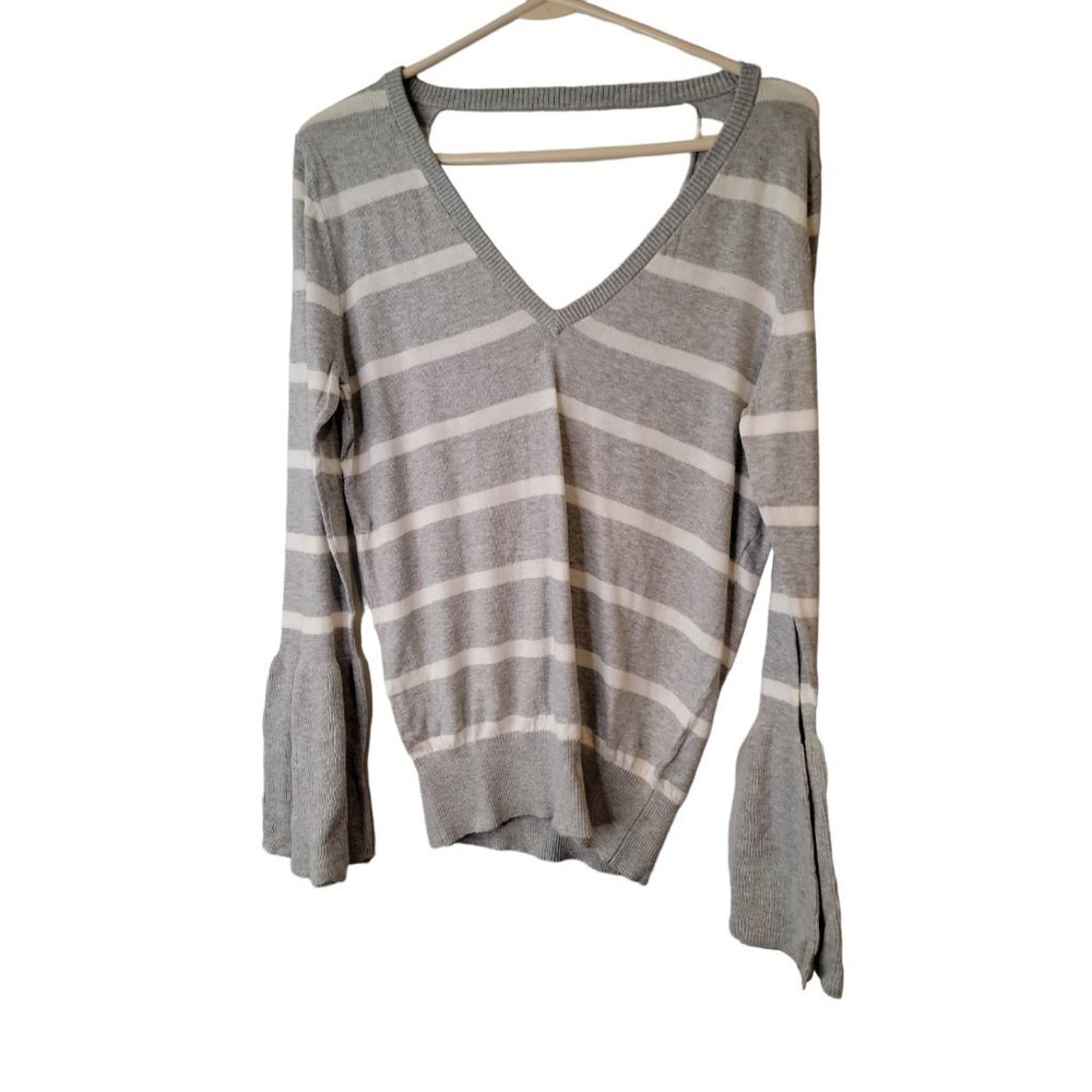 Chaser Size Medium Womens Sweater Gray White Bell Sleeve Stripped V-neck NWT